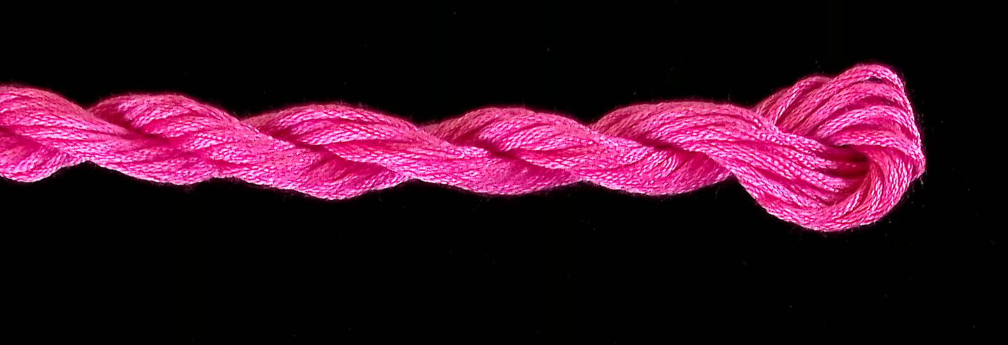 2044 Raspberry Soie Cristale