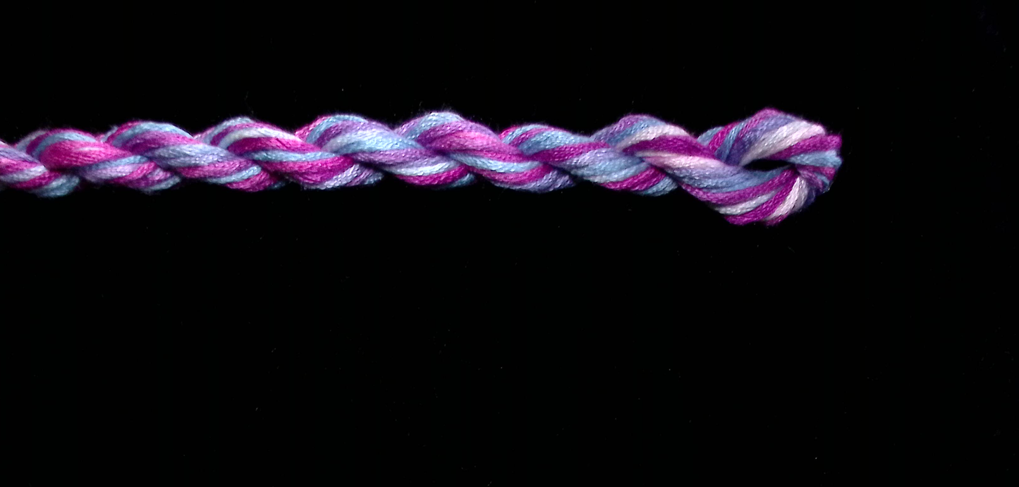 335 Berries and Cream Waterlilies