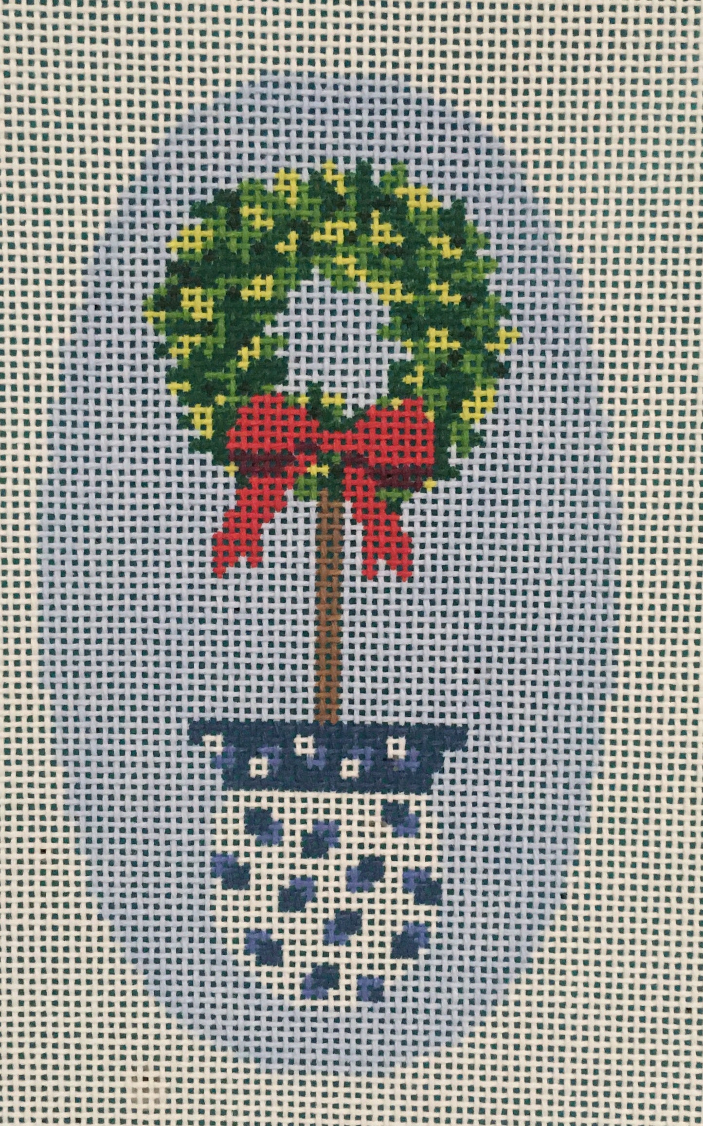 TSS-061 Wreath Topiary