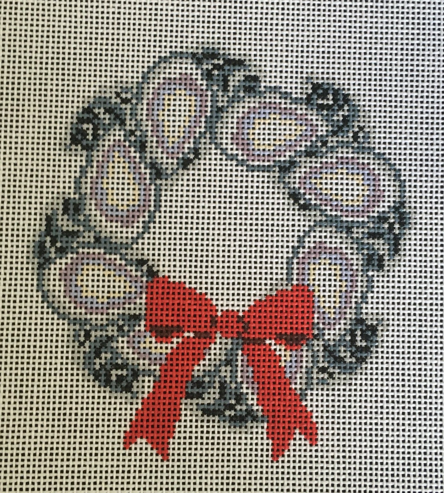 TSS-129 Mini Oyster Shell Wreath