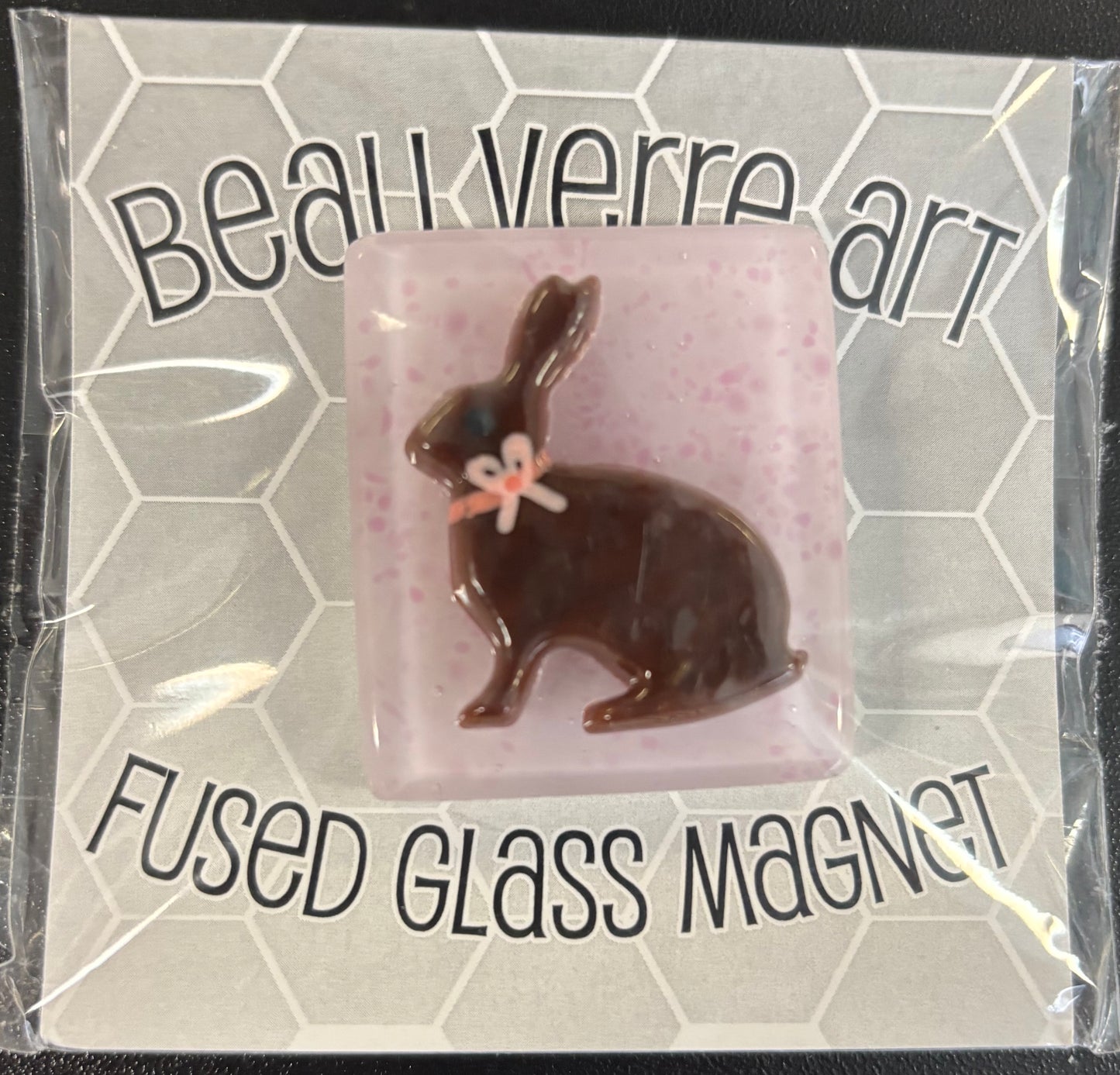 Beau Verre Chocolate Bunny Glass Needle Minder