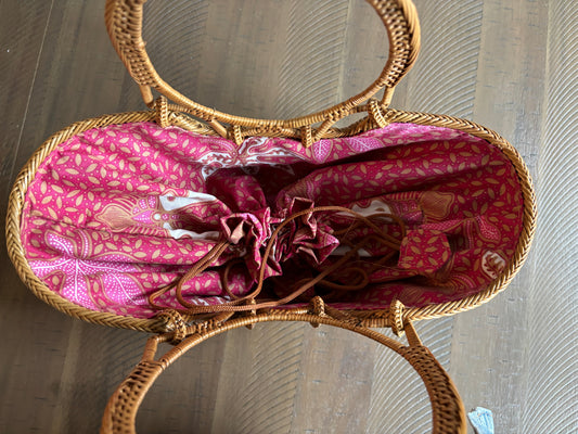 Rattan Handbag - Pink Lining