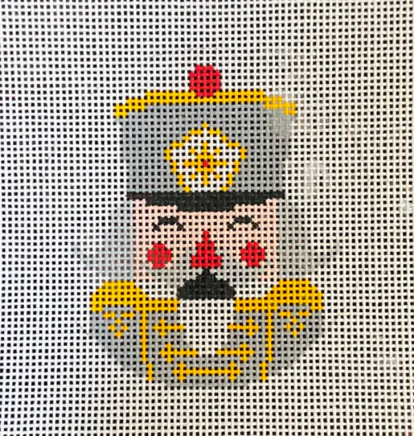 CHR121 Nutcracker Constantine Round