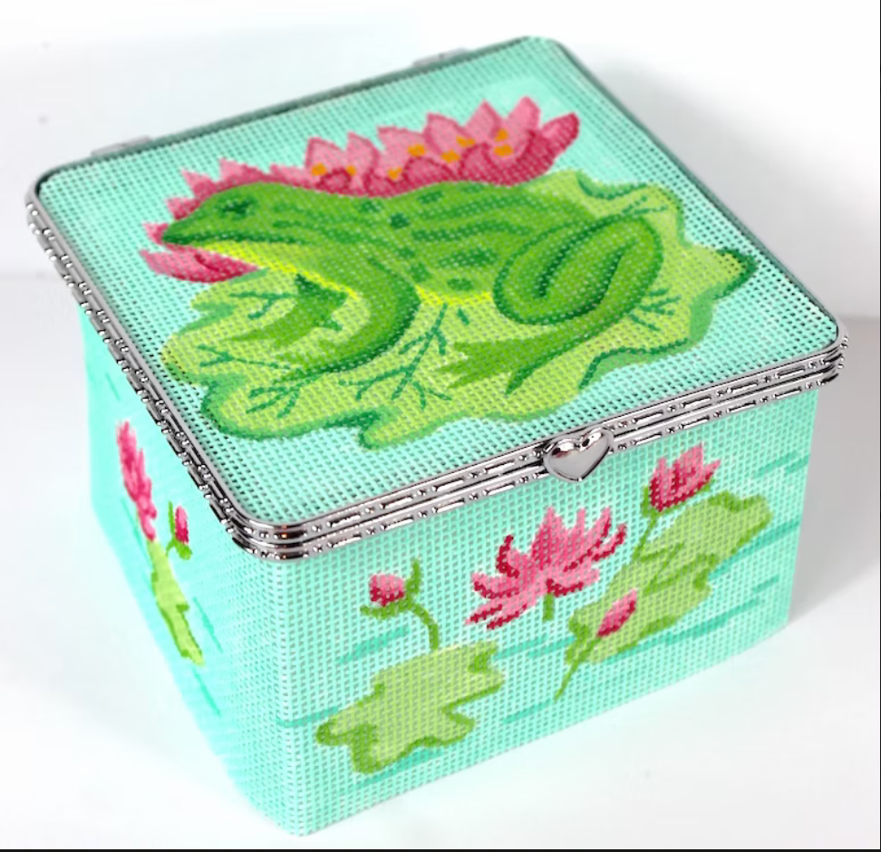 BXLSQ-01 Frog and Lilies Limoge Box