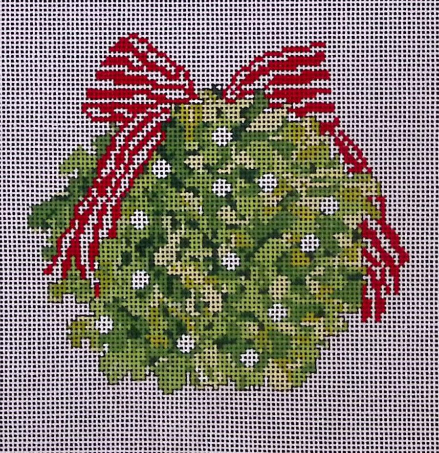 TSS-142 Kissing Ball Mini