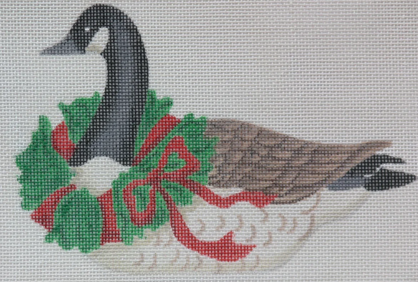 XM-01 Canada Goose with Wreath