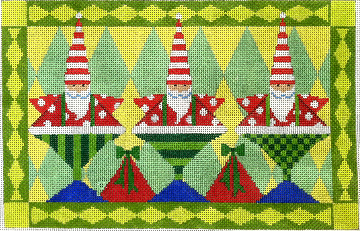 MN-PL04 Three Santas in Martini Glasses