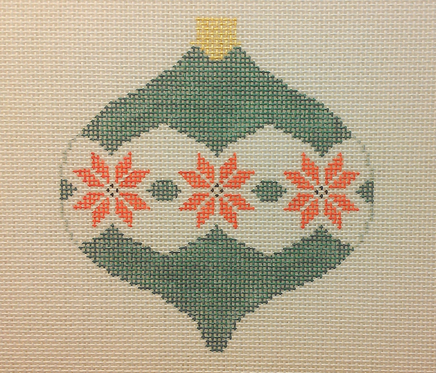 CO222 Poinsettia Bauble - Green