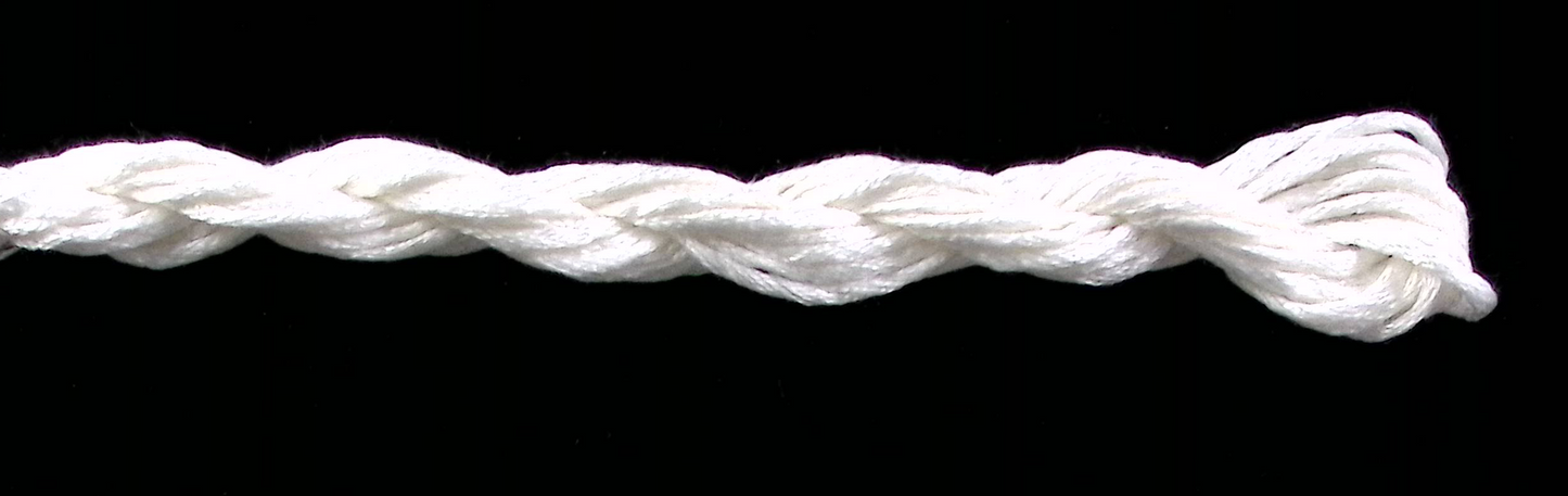 0057 White Soie Cristale