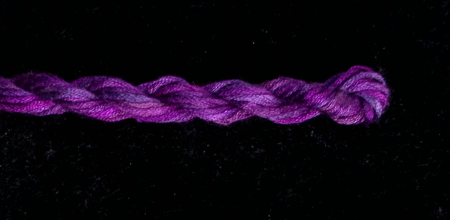 286 Aubergine Waterlilies