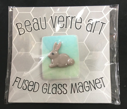 Beau Verre Bunny Glass Needle Minder