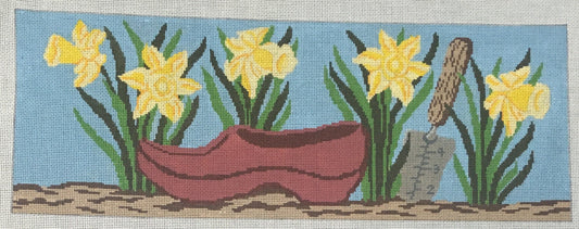 PIL105 Daffodils and Clog
