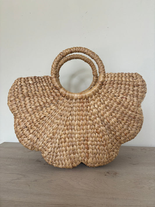 Scalloped Water Hyacinth Bag - Medium