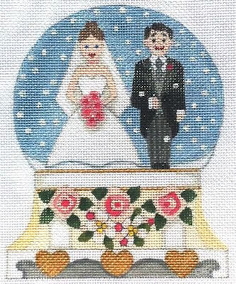SG5 Bride and Groom Snow Globe