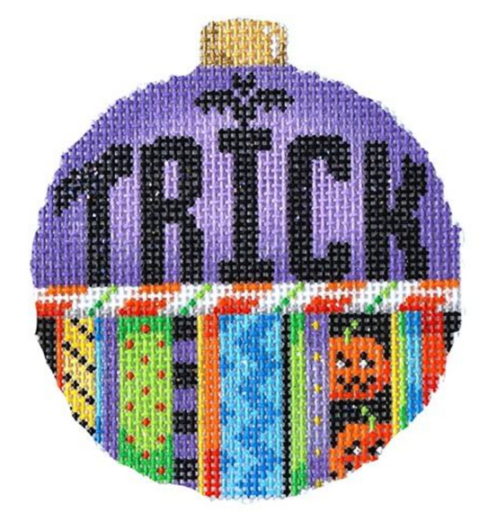 EE1214 Trick and Stripes Ball Ornament