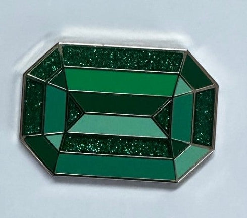 "The Dresden" Green Diamond Needle Minder