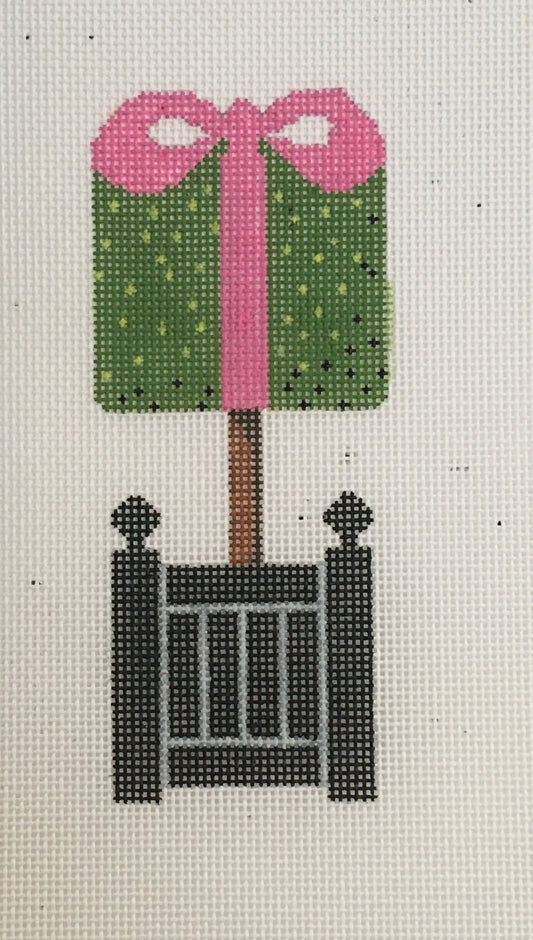 RD070-10 Present Topiary