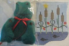CM233 Cattails Mini Sock with Frog Insert