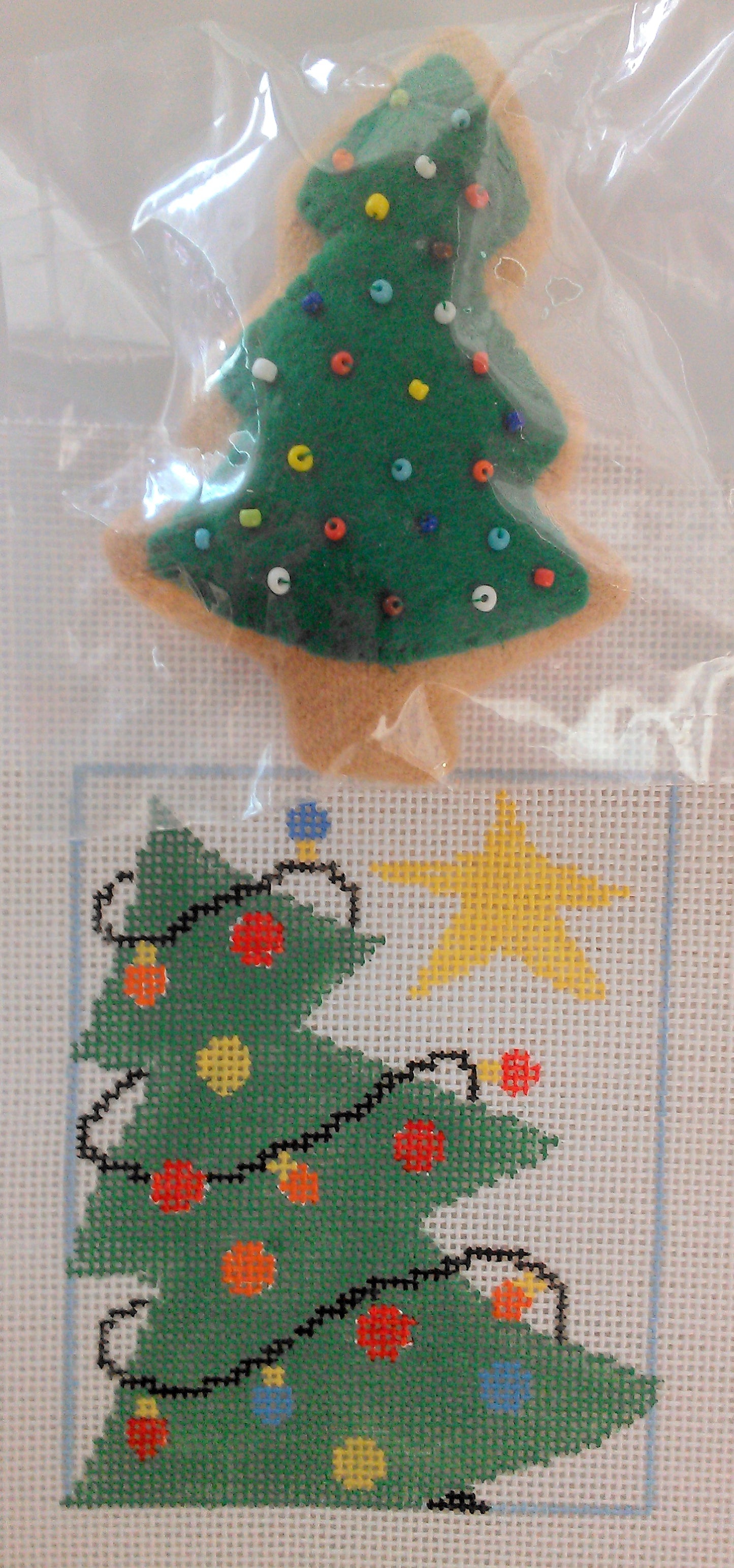 CA105 Christmas Tree Treat Bag with Tree Insert