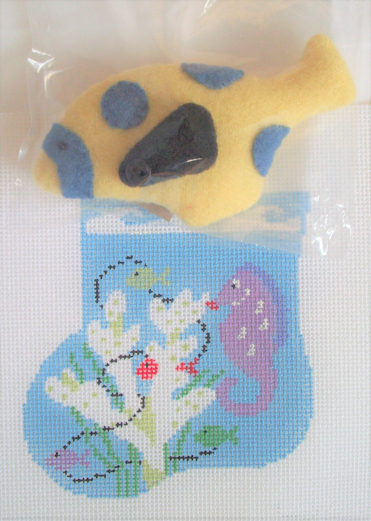 CM518 Seahorse Mini Sock with Fish Insert