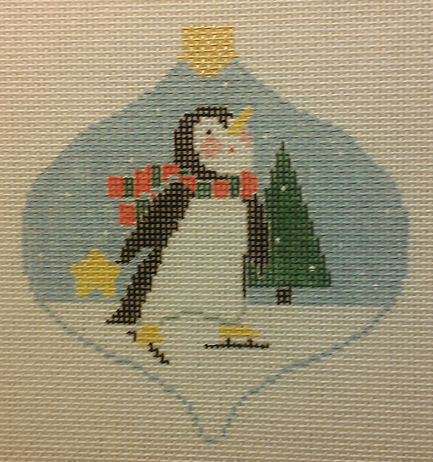 CO253 Skating Penguin Bauble