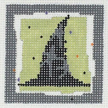 P-CL-Y-010 Year of Pippin - Witch's Hat